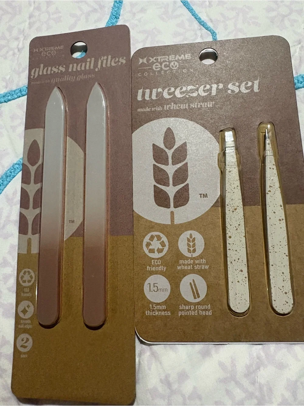 Glass Nail File & Wheat-Straw Tweezer Set — Beige